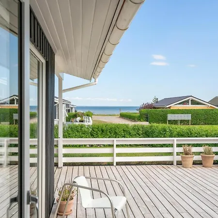 In Bjert With House Sea View Holiday home